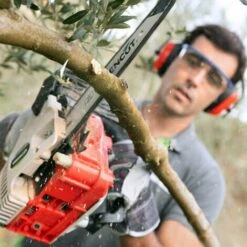 Tronconneuse Moteur à Essence 2 Temps 25cc 1,4cv, épée De 10 Pouces, 40 Dents, Guidon Ergonomique, Harnais D'épaule - Greencut GS250X-10 9 Tronconneuse Moteur à Essence 2 Temps 25cc 1,4cv, épée De 10 Pouces, 40 Dents, Guidon Ergonomique, Harnais D'épaule - Greencut GS250X-10 -TronçOnneuse Et Accessoire Sales 2746604 3